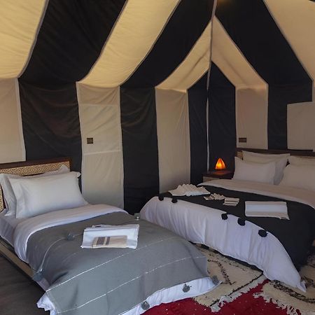 Top Desert Luxury Camp Мерзуга Экстерьер фото